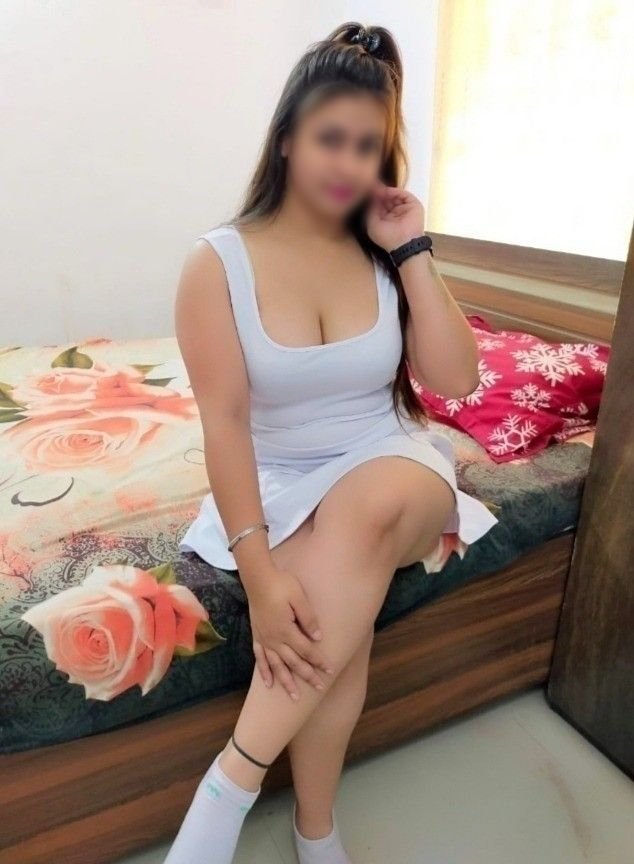 Pune's No. 1 Escorts Service - 24x7 - 08888556308 8 Hinjewadi Call Girls blurr